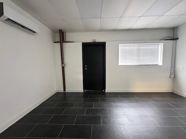 1775 INDUST PARK - Commercial Lease