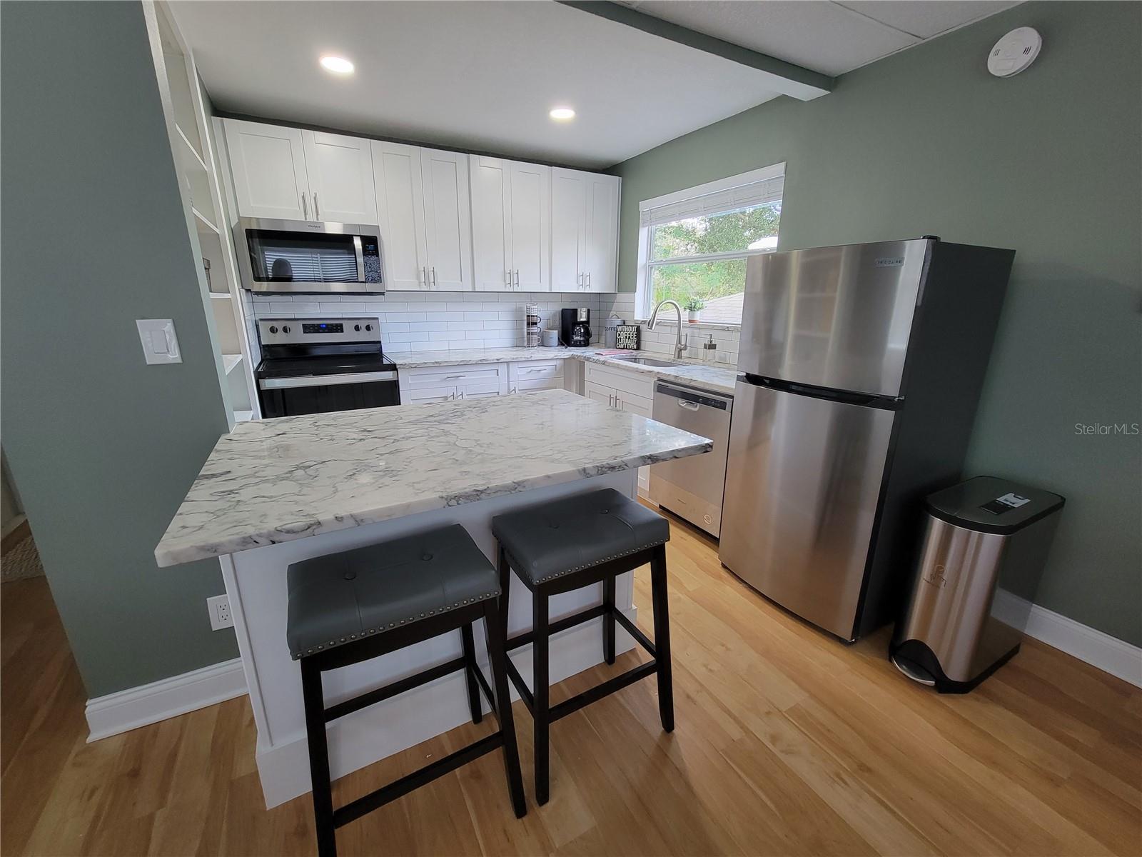 HALLS CENTRAL AVE 3 - Commercial Sale