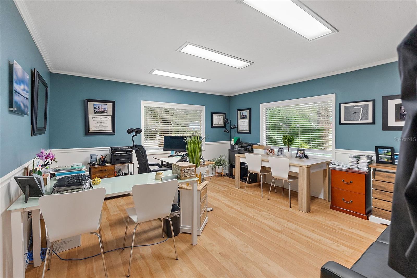 HALLS CENTRAL AVE 3 - Commercial Sale