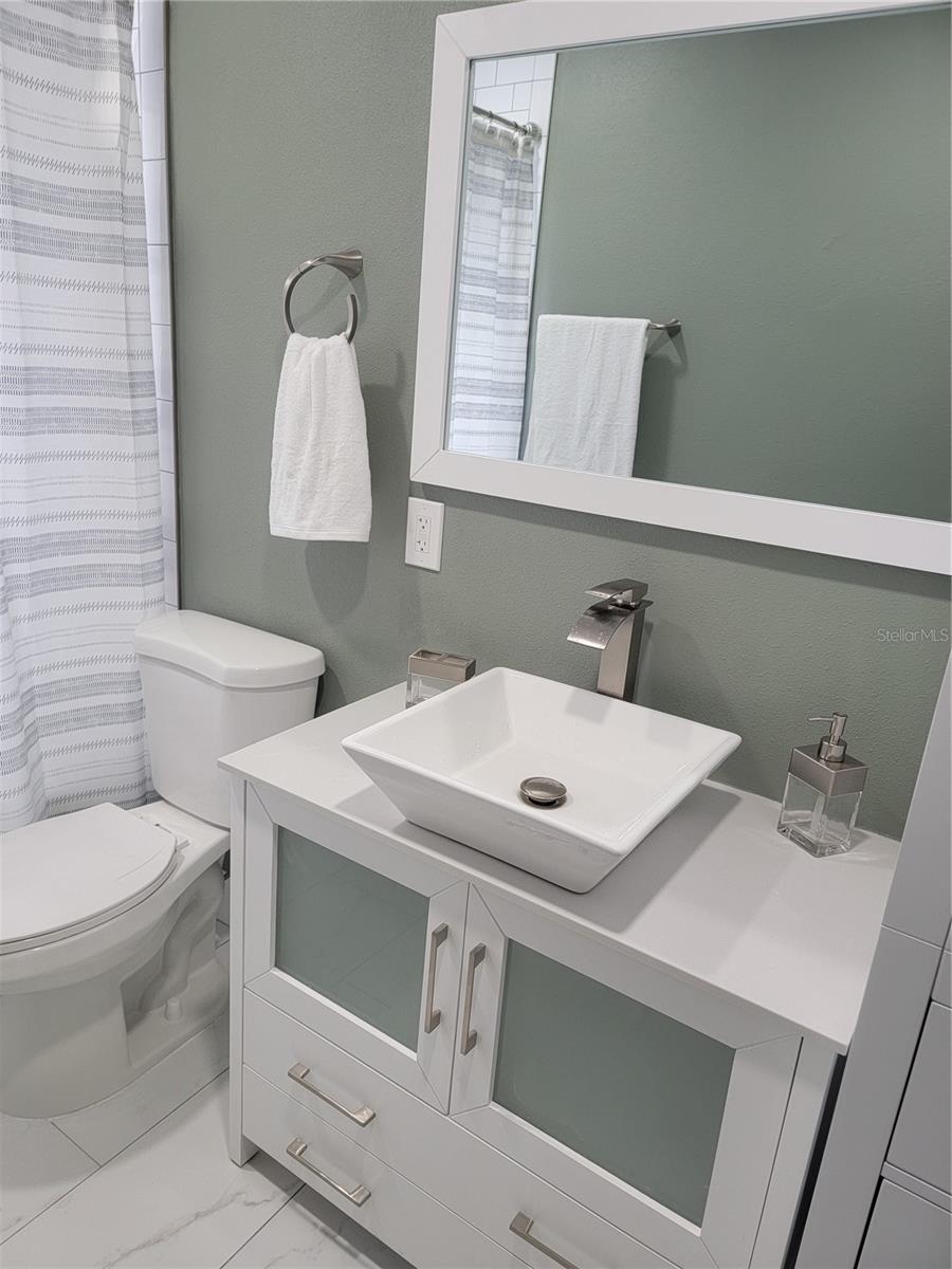 HALLS CENTRAL AVE 3 - Commercial Sale