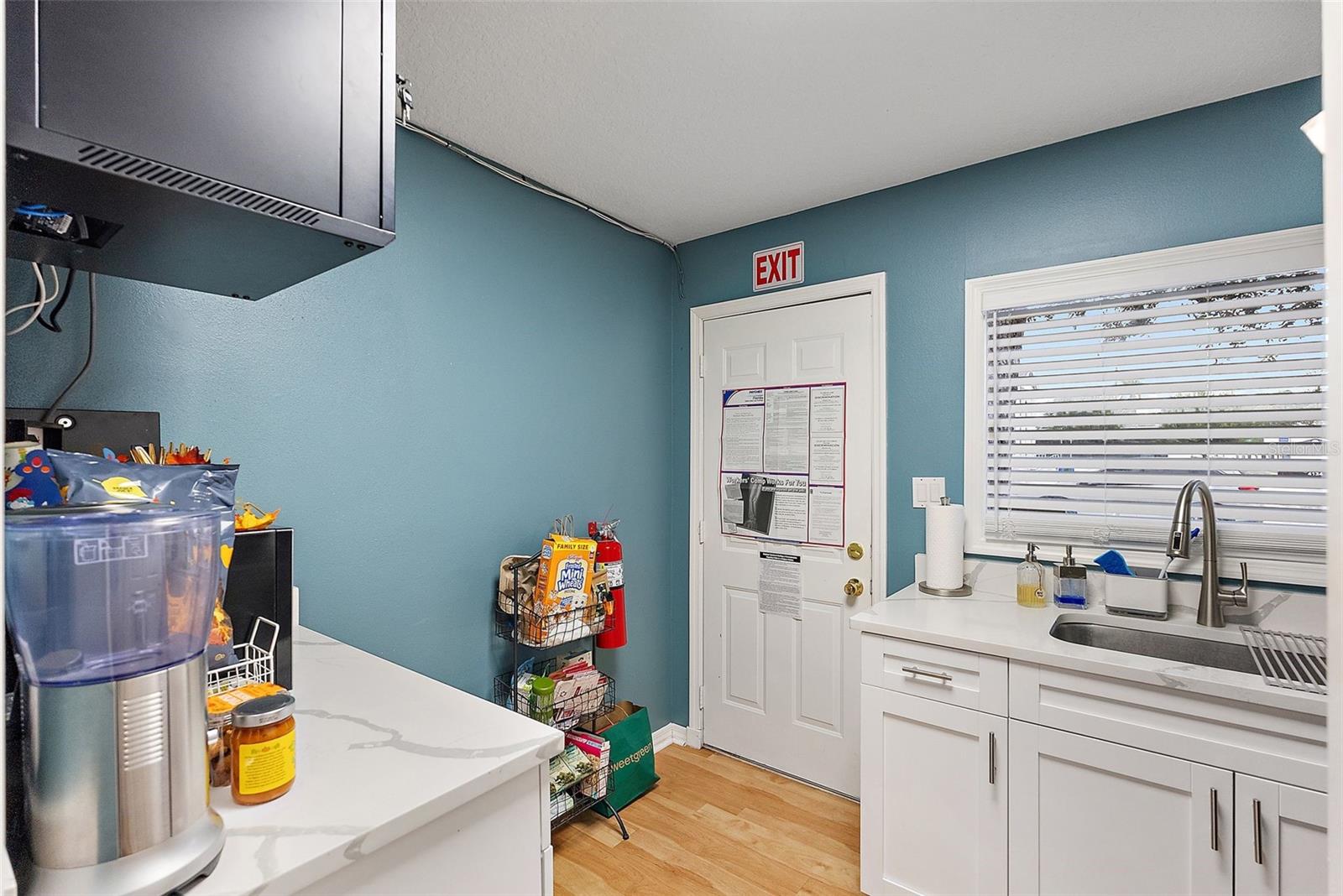 HALLS CENTRAL AVE 3 - Commercial Sale