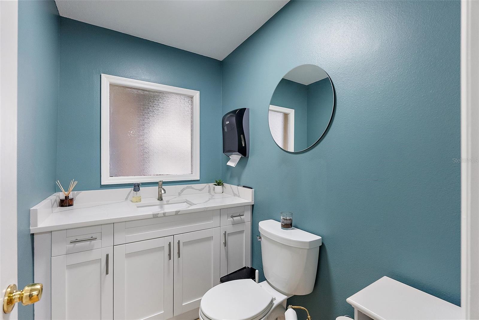 HALLS CENTRAL AVE 3 - Commercial Sale