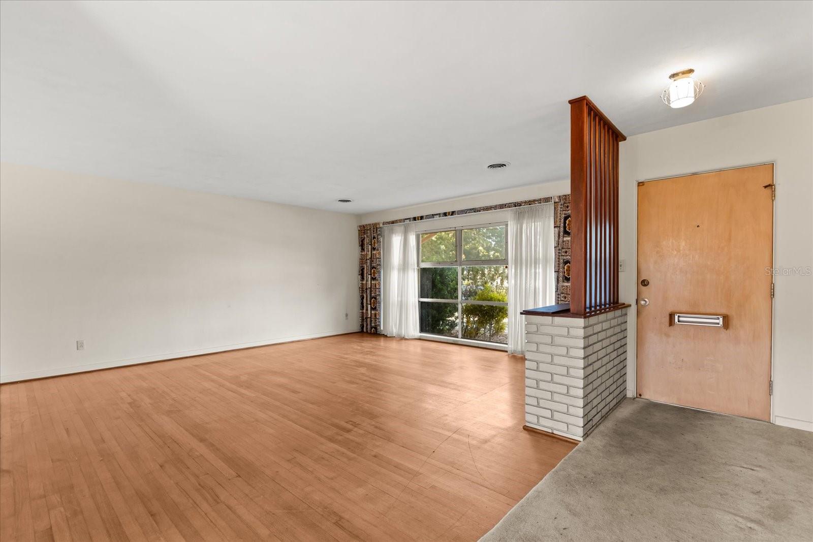 SKYCREST - Residential