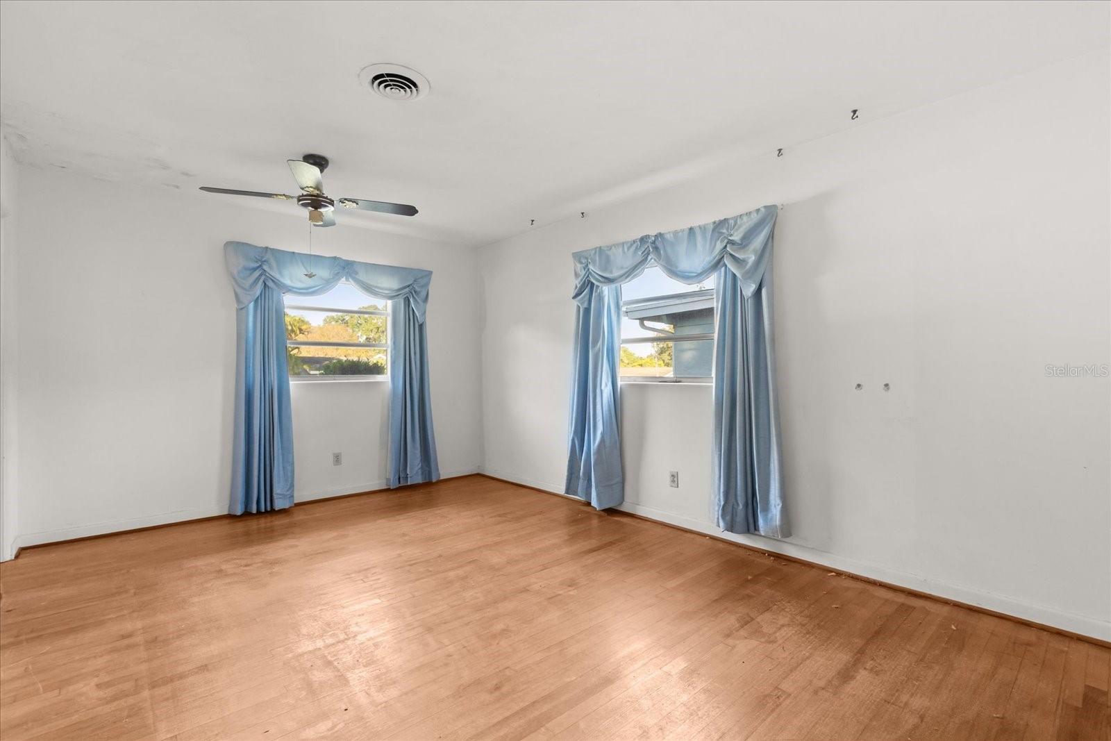 SKYCREST - Residential