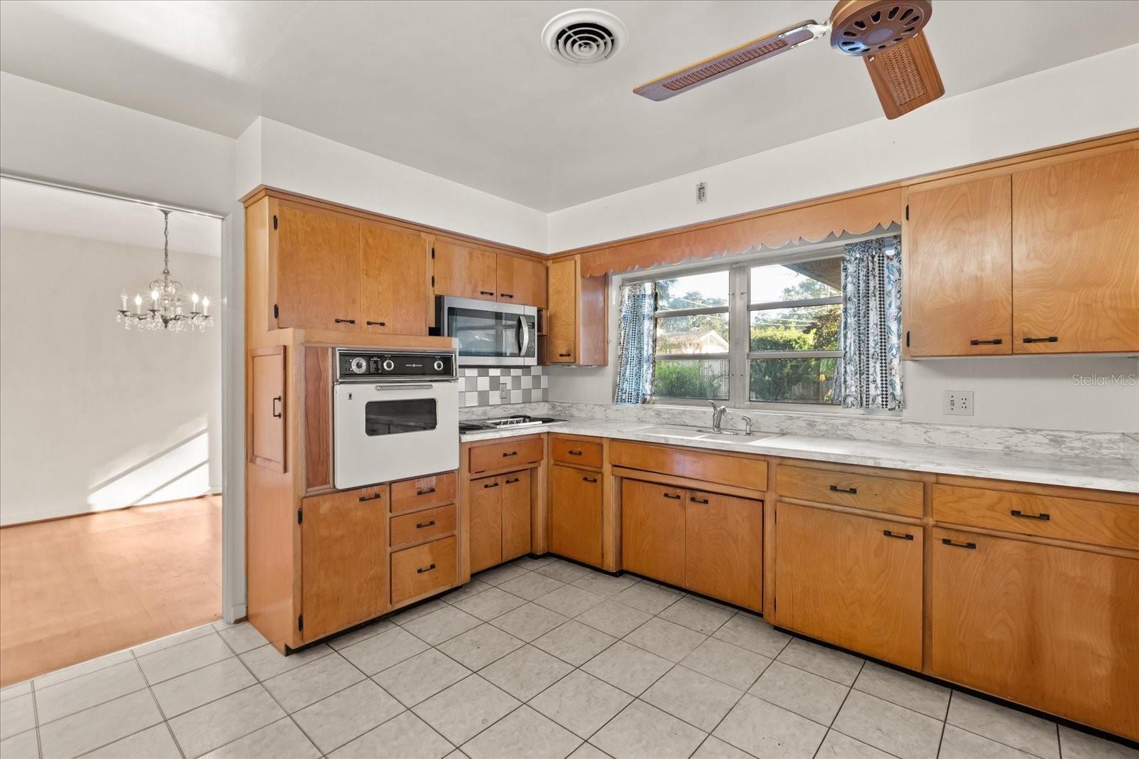 SKYCREST - Residential