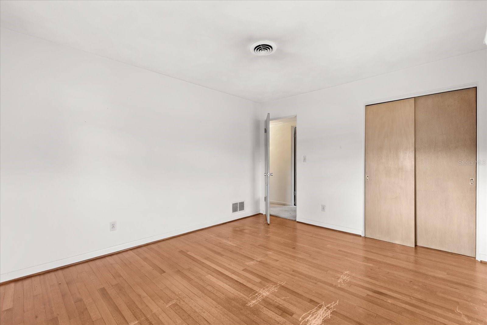 SKYCREST - Residential