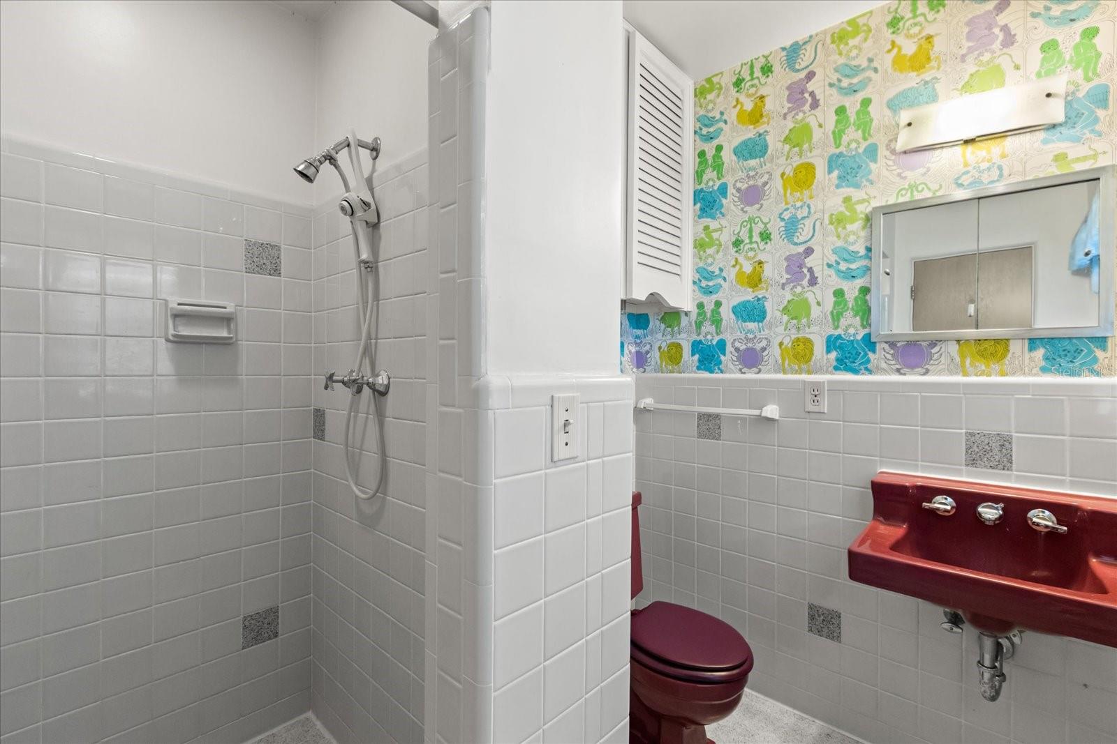 SKYCREST - Residential