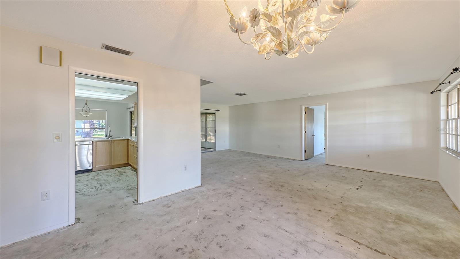 SORRENTO VILLAS 5 - Residential