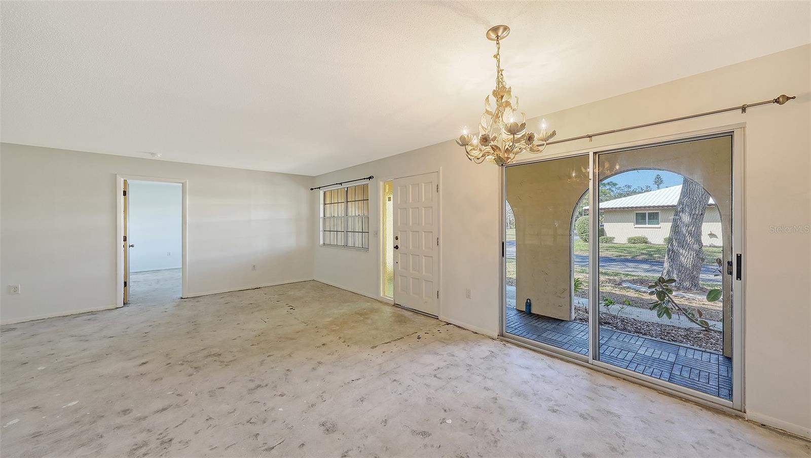 SORRENTO VILLAS 5 - Residential