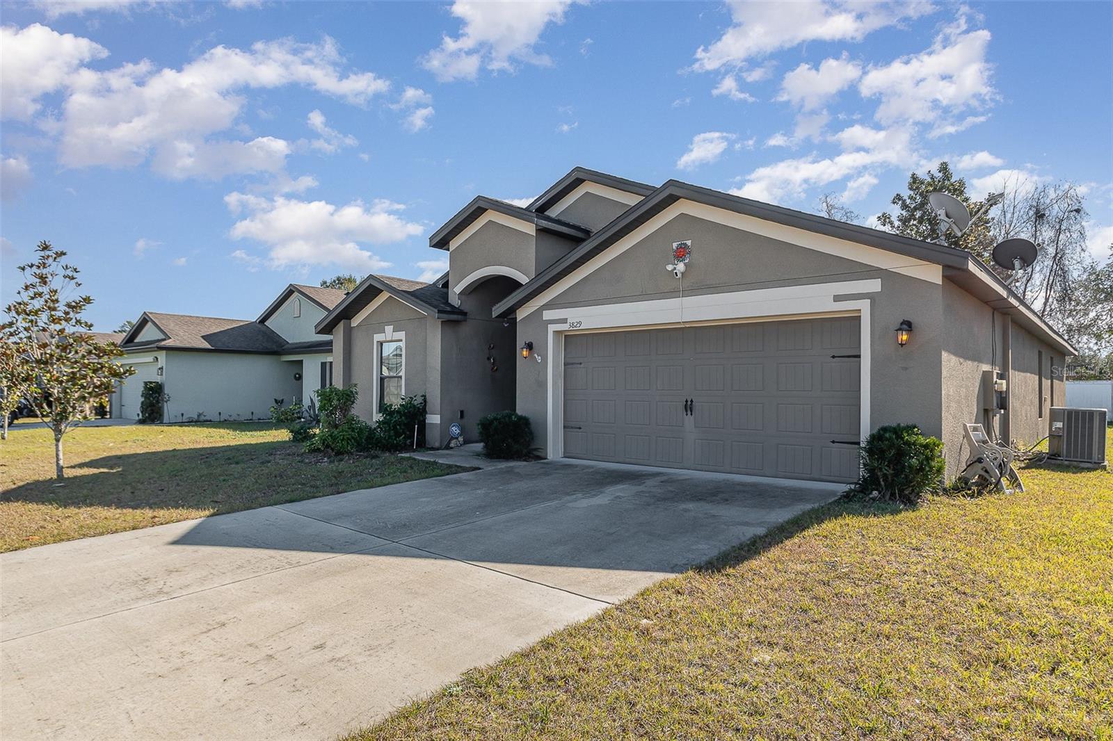 3829 ARBORVITAE WAY