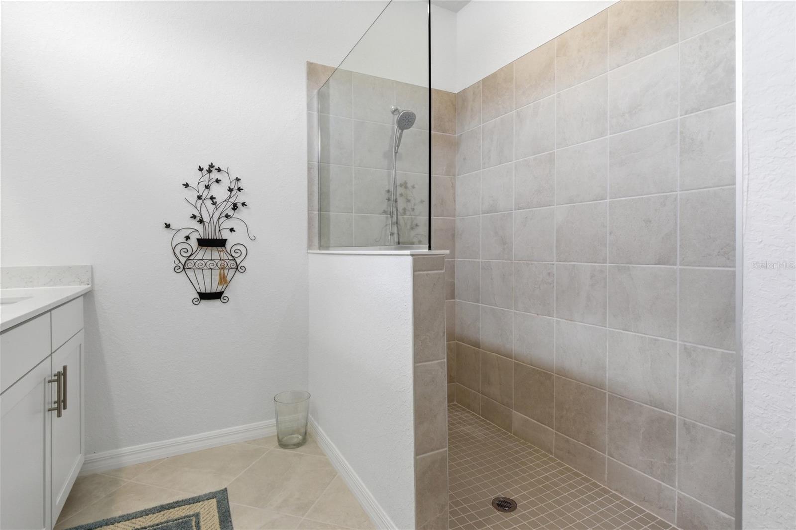 ANTIGUA/WELLEN PARK REP - Residential