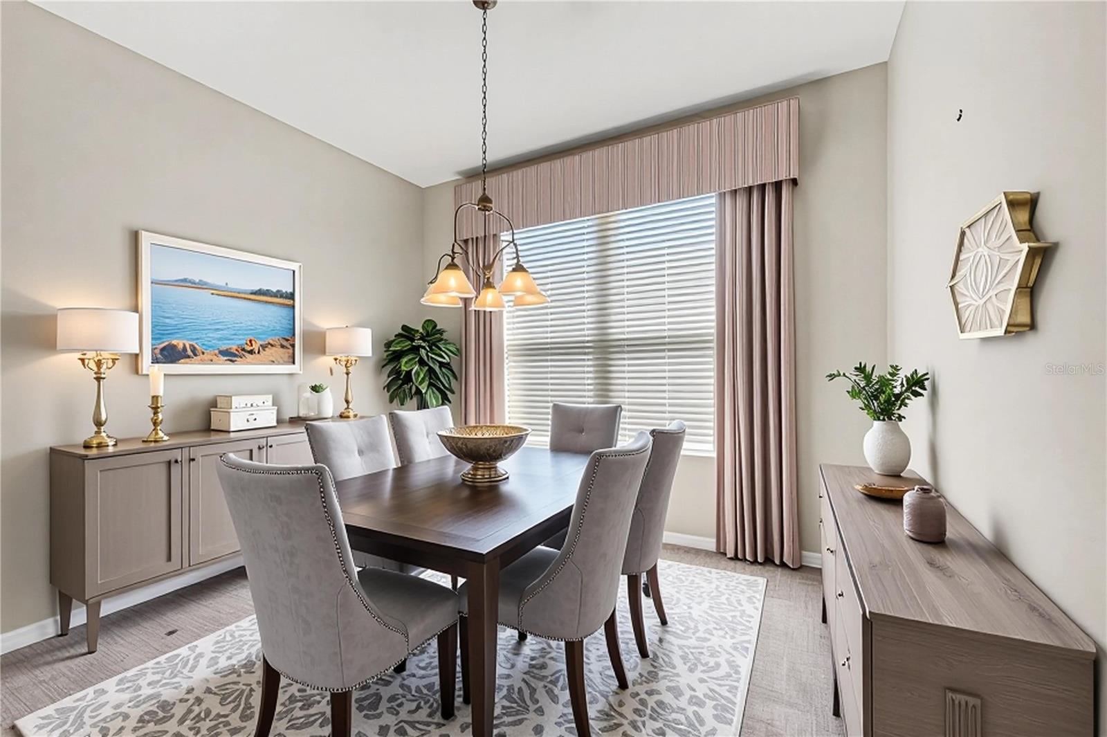 ARLINGTON RIDGE - Residential