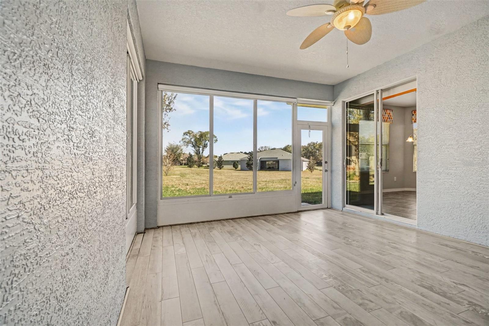 ARLINGTON RIDGE - Residential