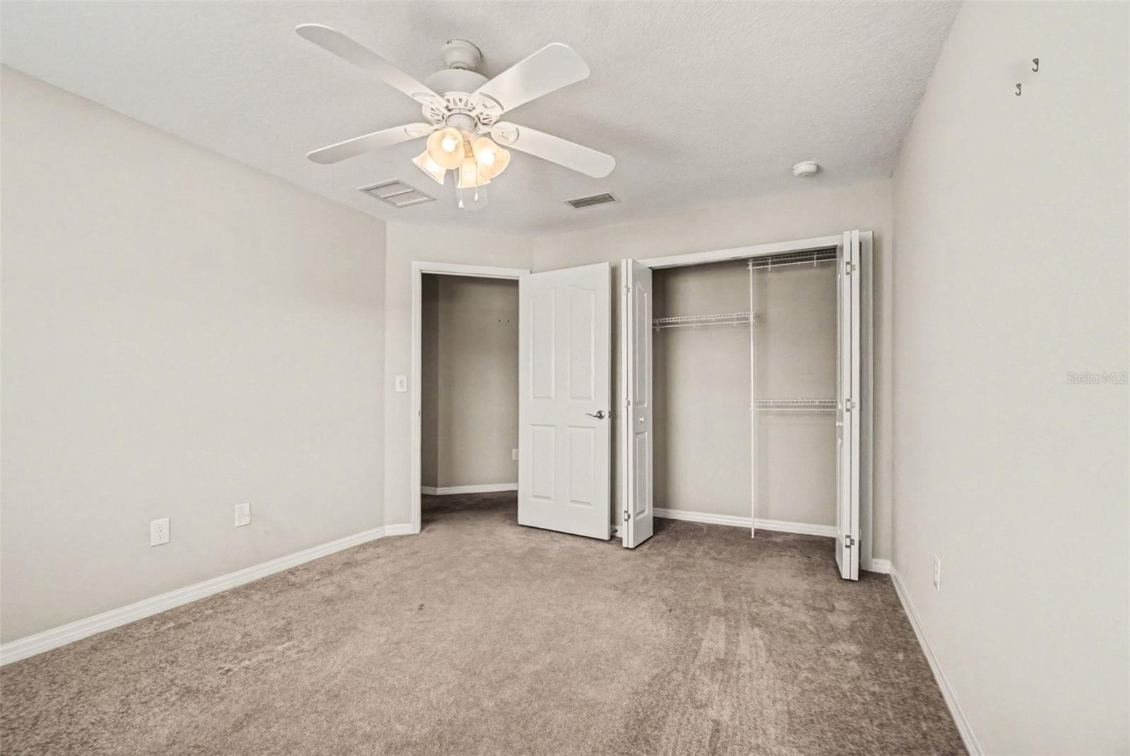 ARLINGTON RIDGE - Residential