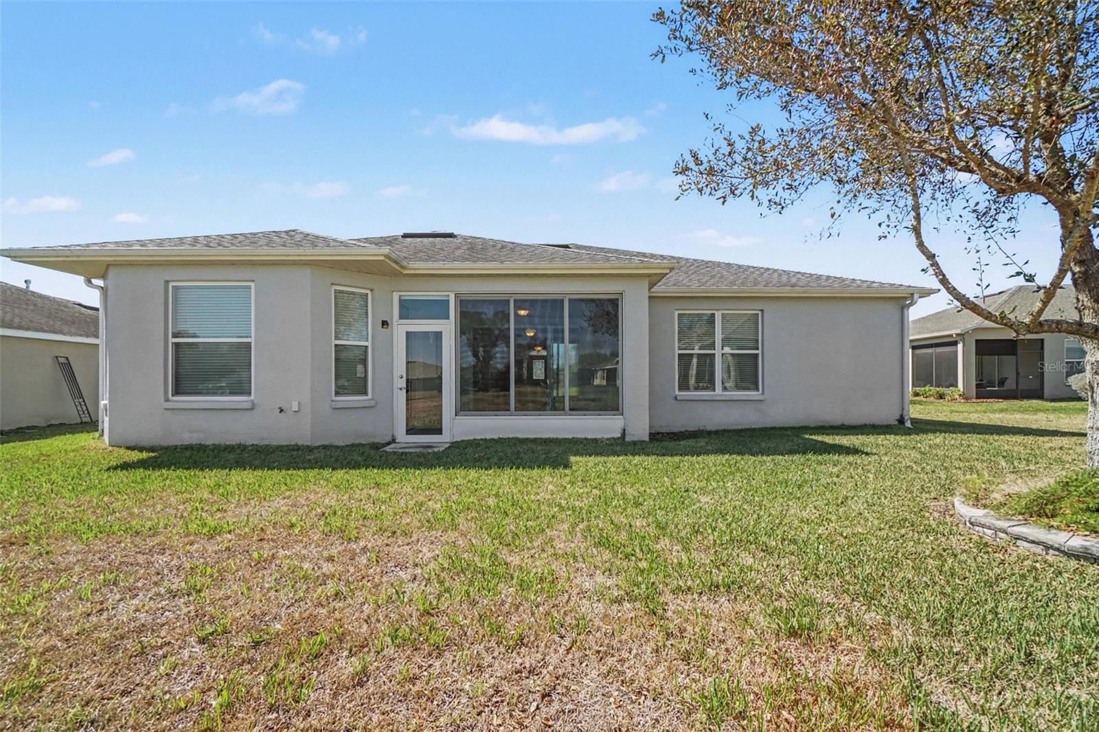 ARLINGTON RIDGE - Residential