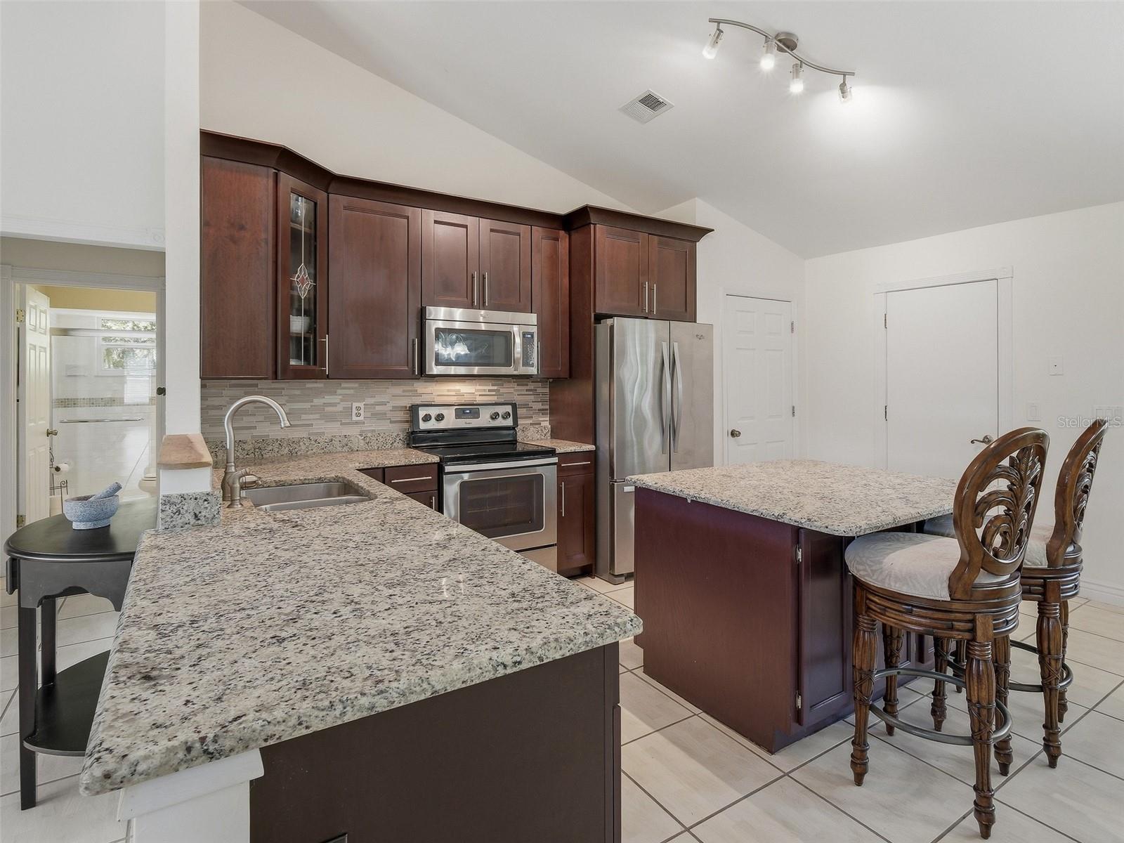 VARNADORE S - Residential