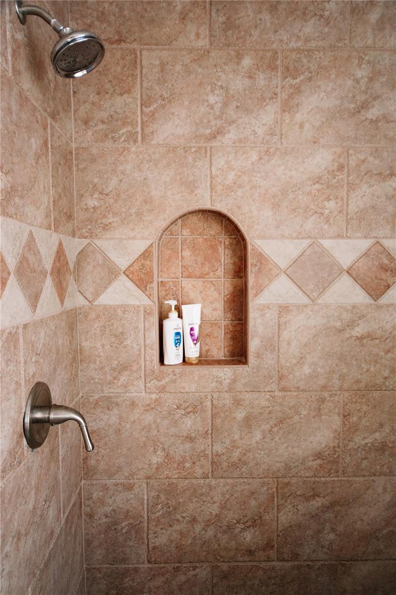 MOUNT DORA COUNTRY CLUB MOUNT DORA UNIT 03 - Residential