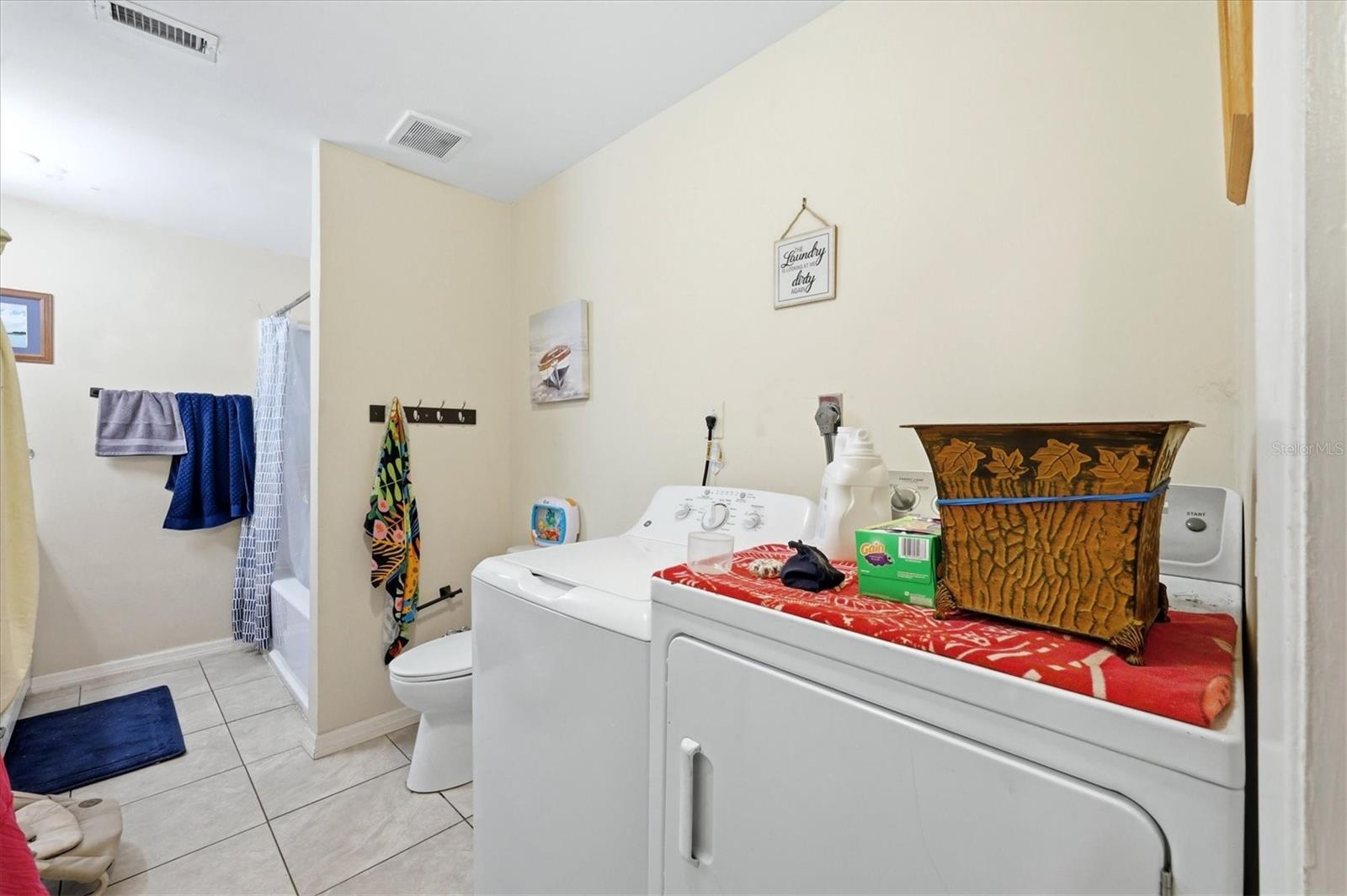 ALCONA ESTATES - Residential Income