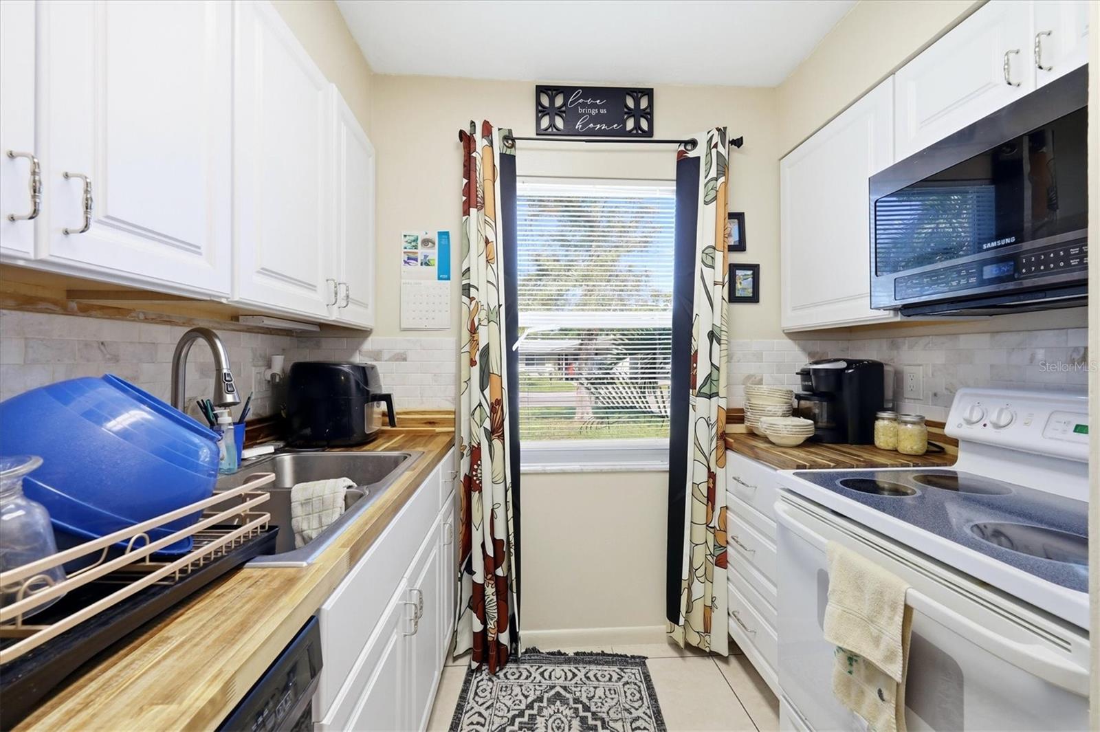 ALCONA ESTATES - Residential Income
