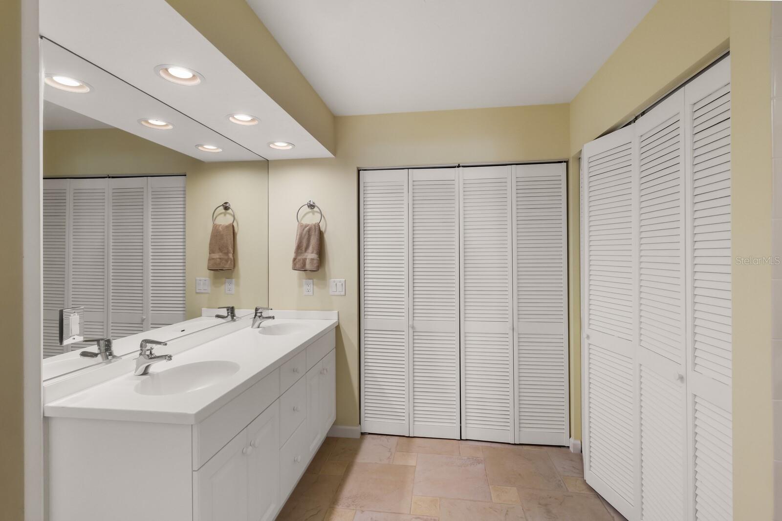 BIRD KEY - Residential