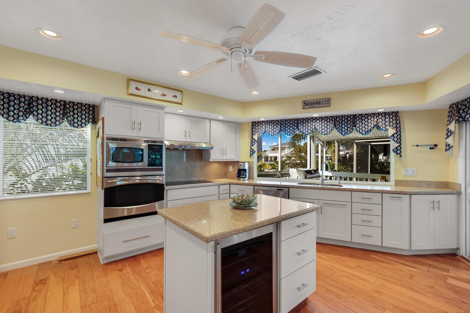 BIRD KEY - Residential