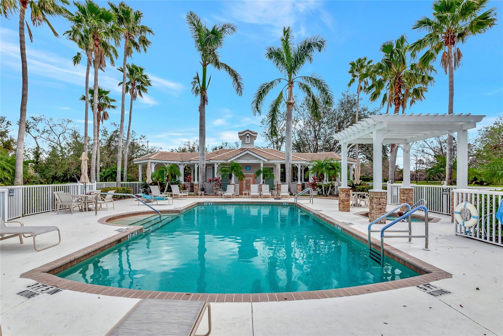 LAKEWOOD RANCH COUNTRY CLUB VILLAGE H - Residential