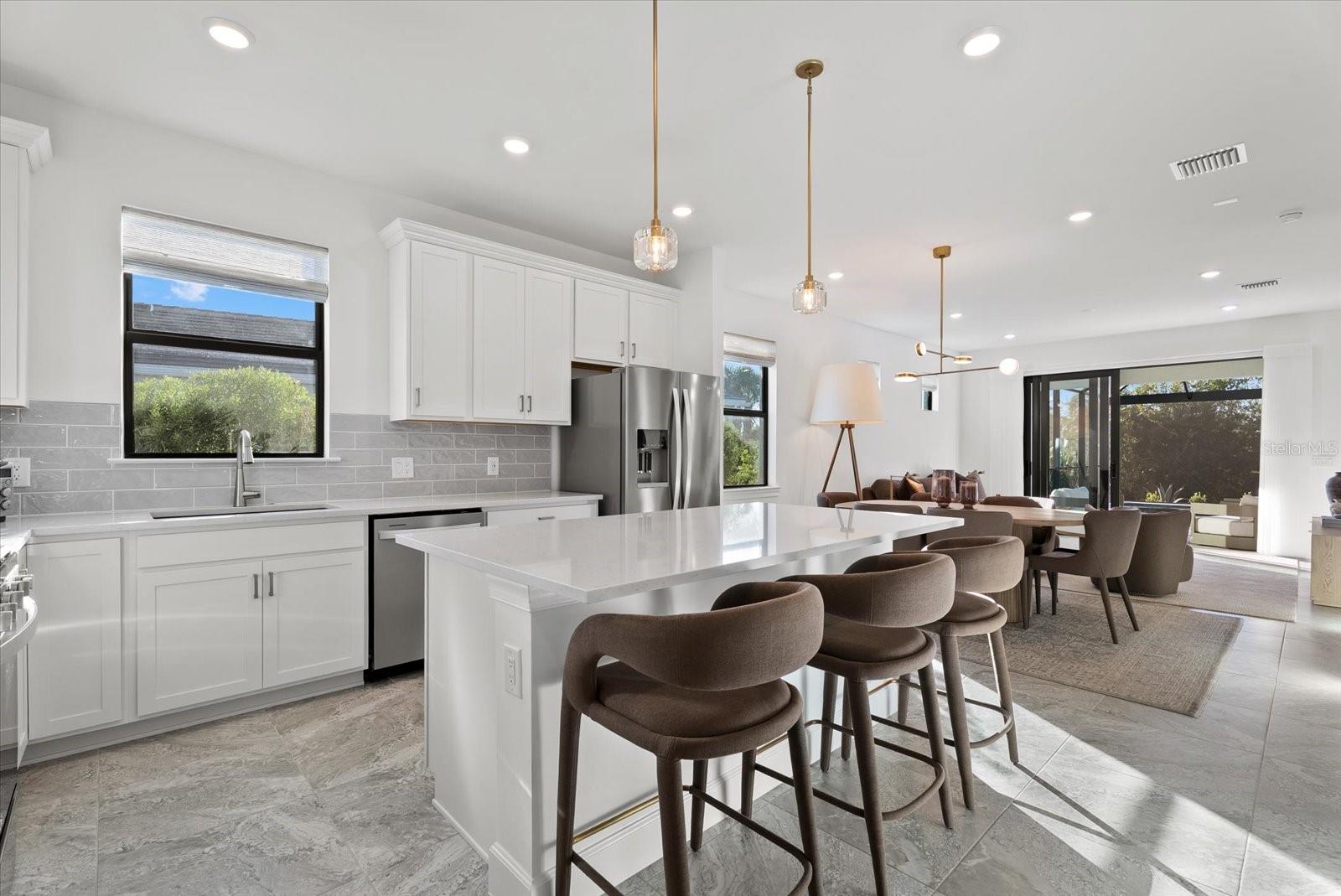 18918 INDIAN ROCK PLACE, LAKEWOOD RANCH, FL, 34211 4 18918 INDIAN ROCK PLACE