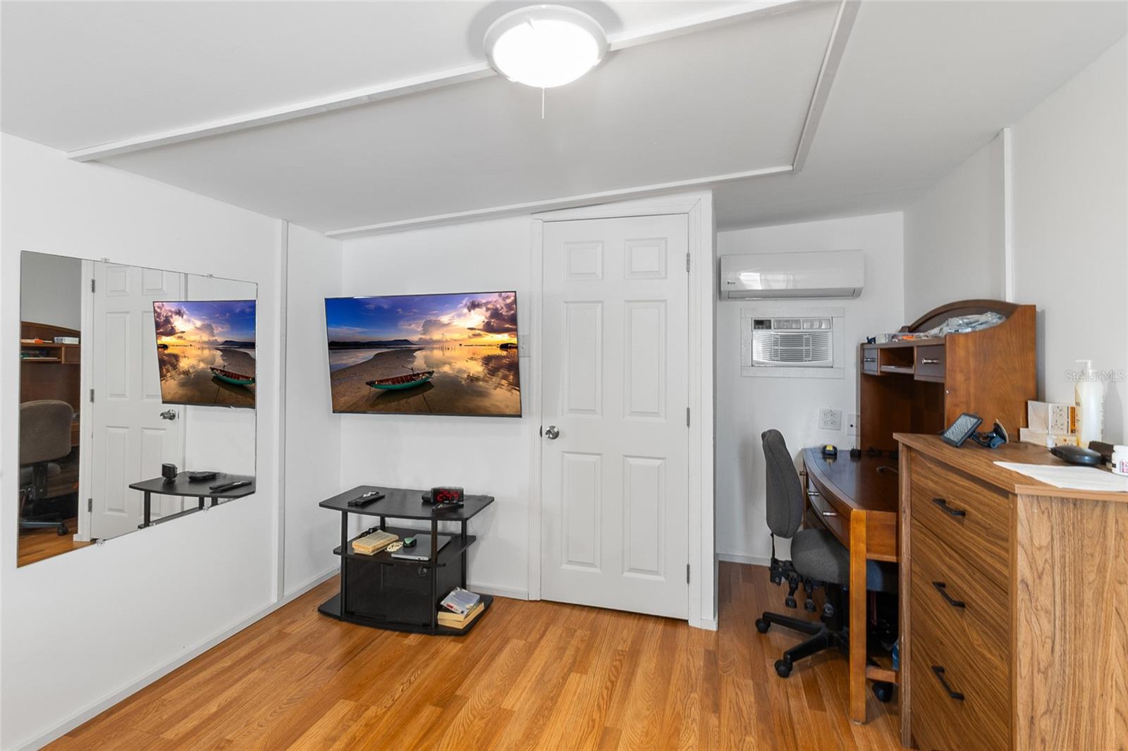 OASIS MOBILE HOME PARK UNREC - Residential