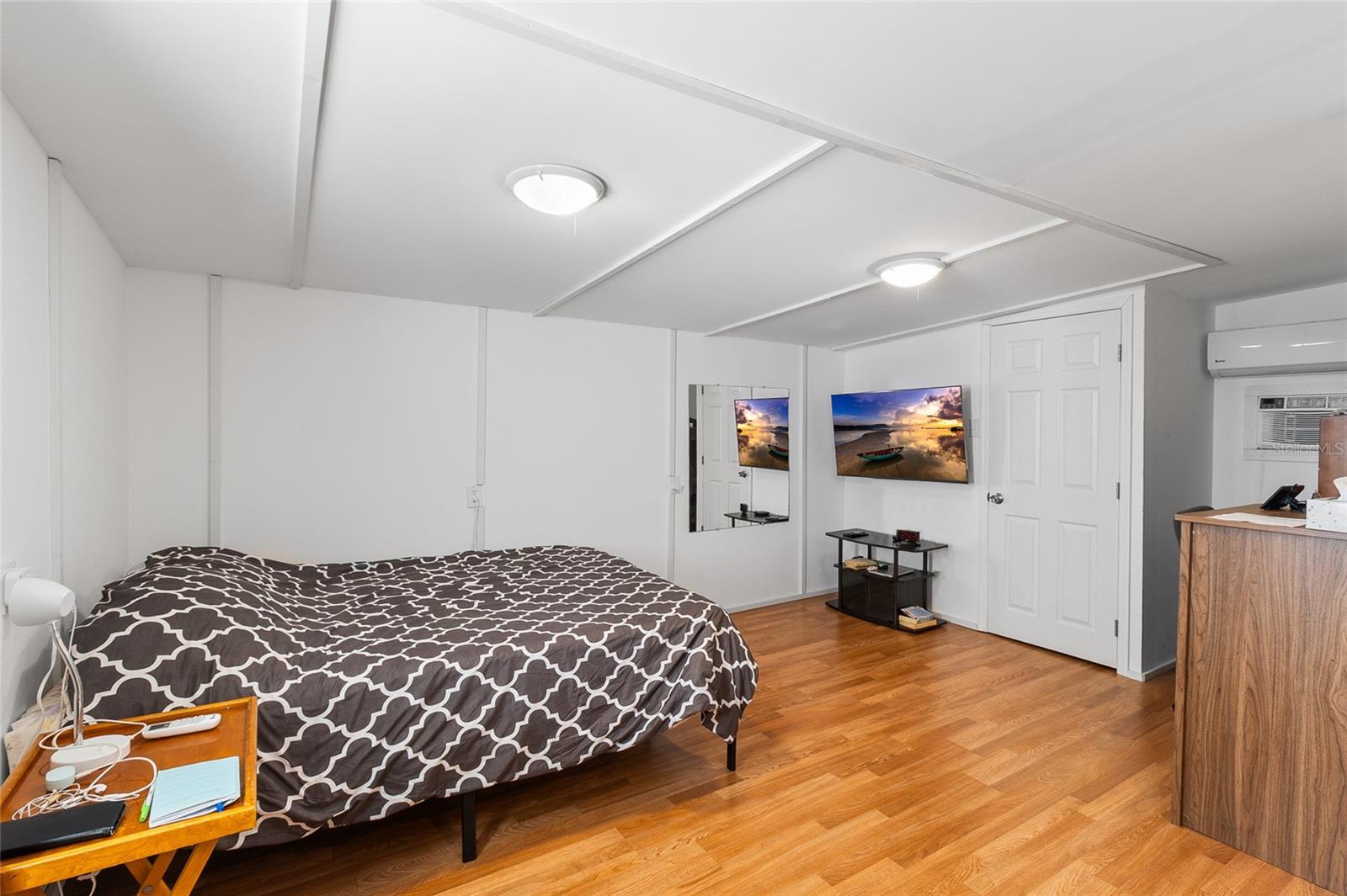 OASIS MOBILE HOME PARK UNREC - Residential