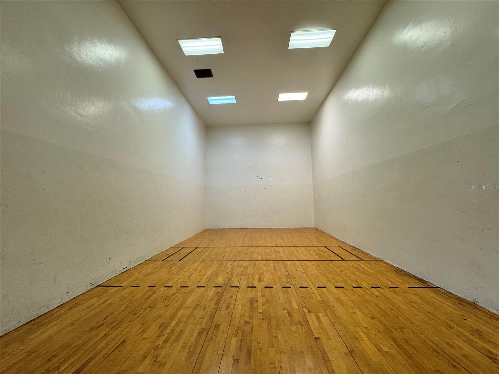 CHARLES TOWNE/PK CENTRAL CONDO - Residential