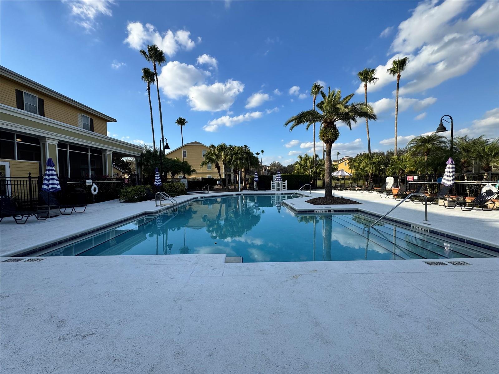 CHARLES TOWNE/PK CENTRAL CONDO - Residential