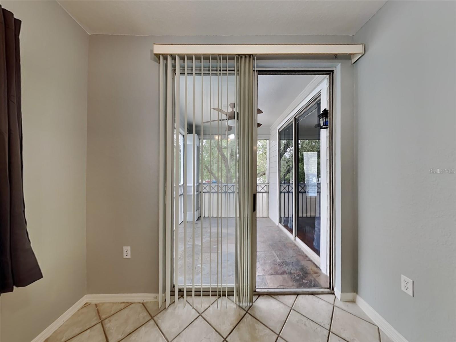 CHARLES TOWNE/PK CENTRAL CONDO - Residential
