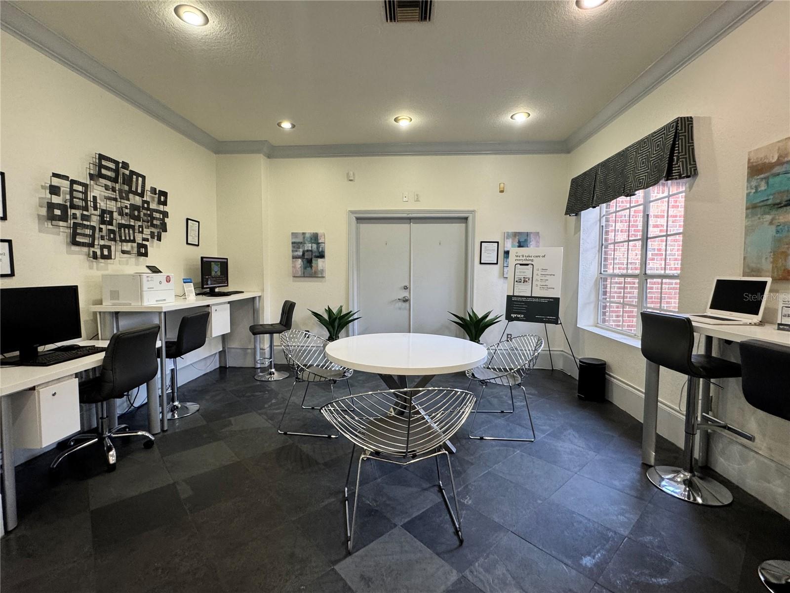 CHARLES TOWNE/PK CENTRAL CONDO - Residential