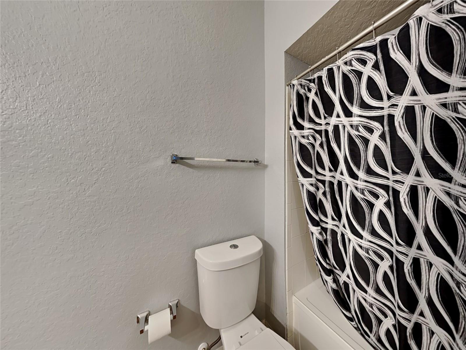 CHARLES TOWNE/PK CENTRAL CONDO - Residential