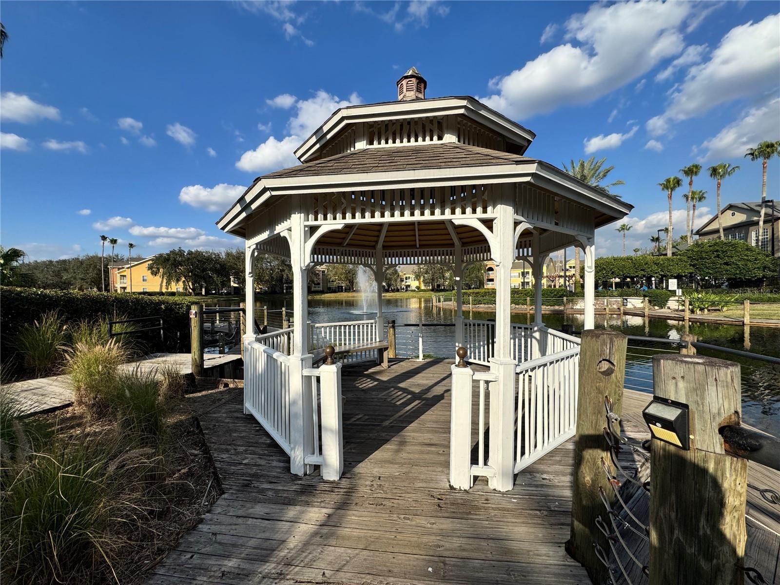 CHARLES TOWNE/PK CENTRAL CONDO - Residential