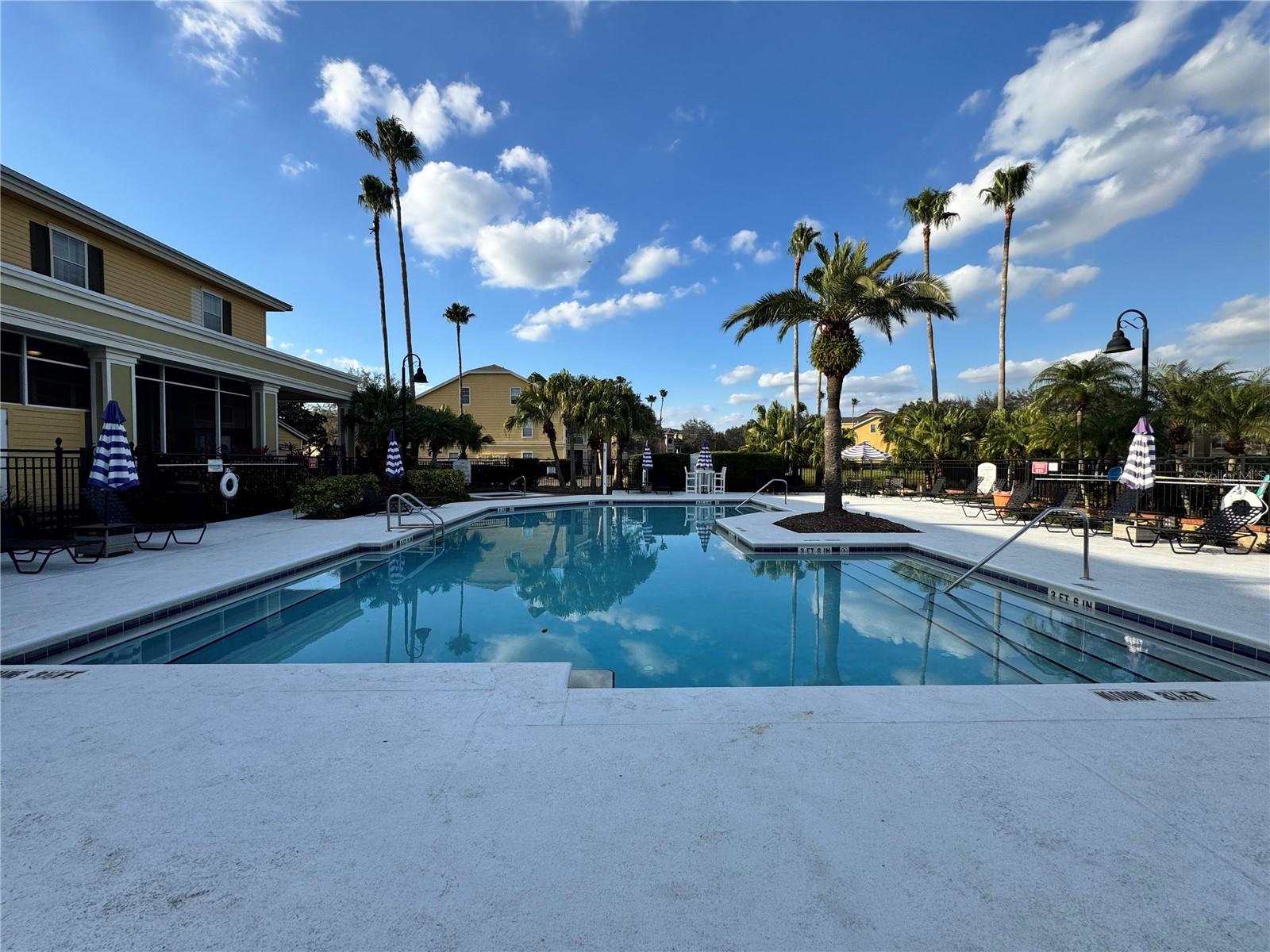 CHARLES TOWNE/PK CENTRAL CONDO - Residential
