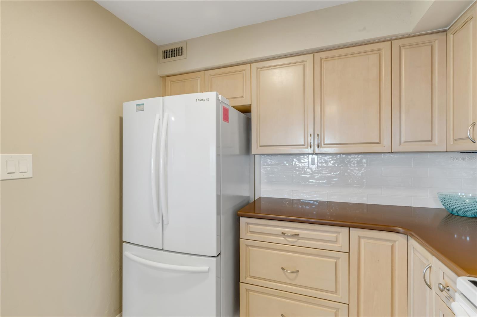 SEASCAPE TOWERS CONDO PH 01 - Residential