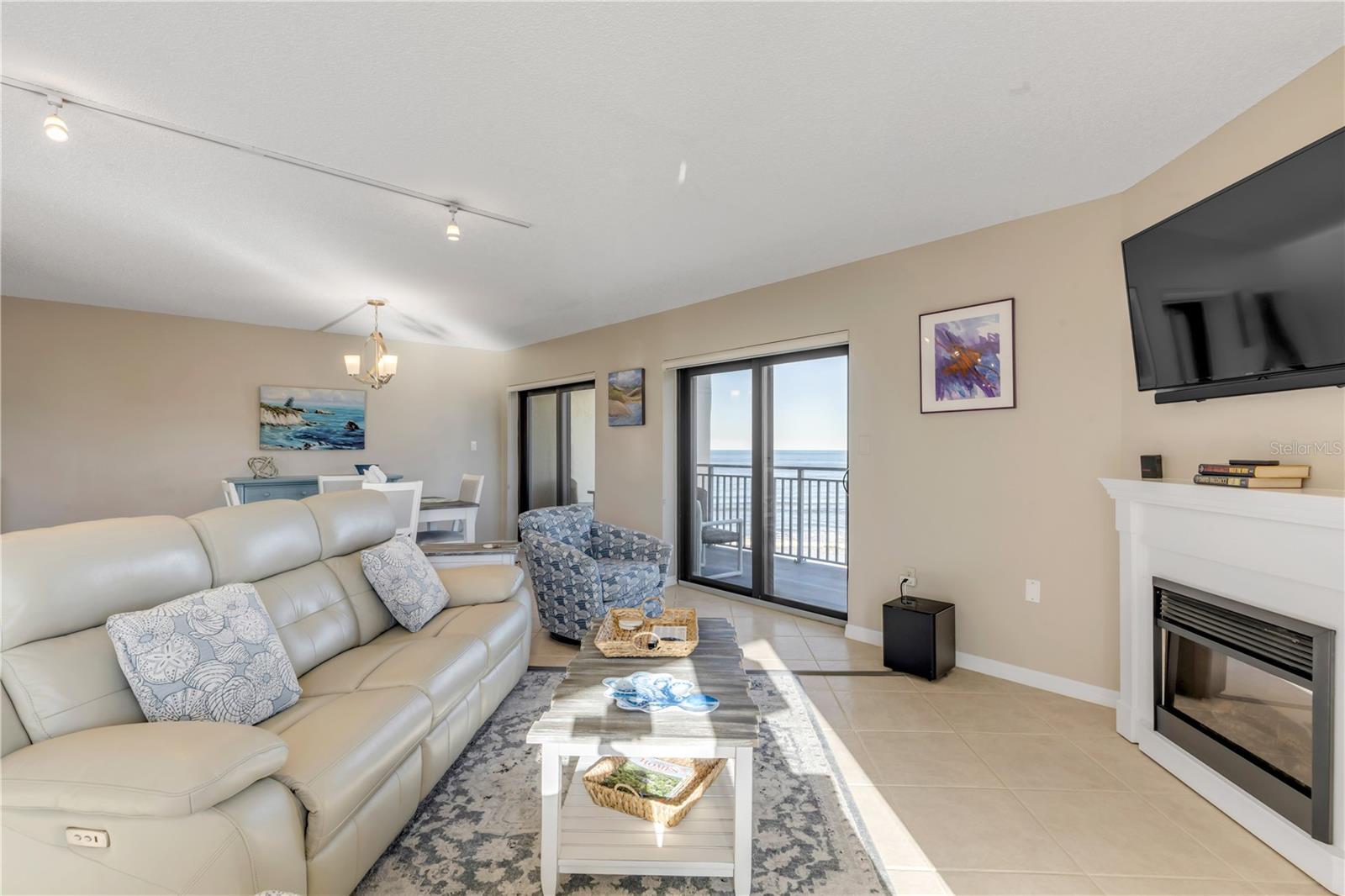 SEASCAPE TOWERS CONDO PH 01 - Residential