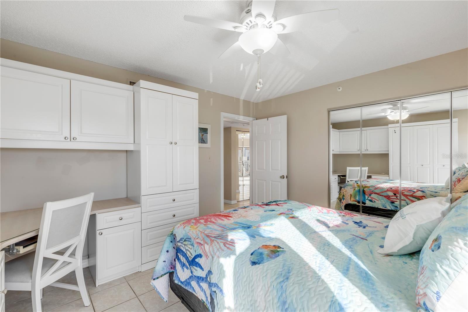 SEASCAPE TOWERS CONDO PH 01 - Residential