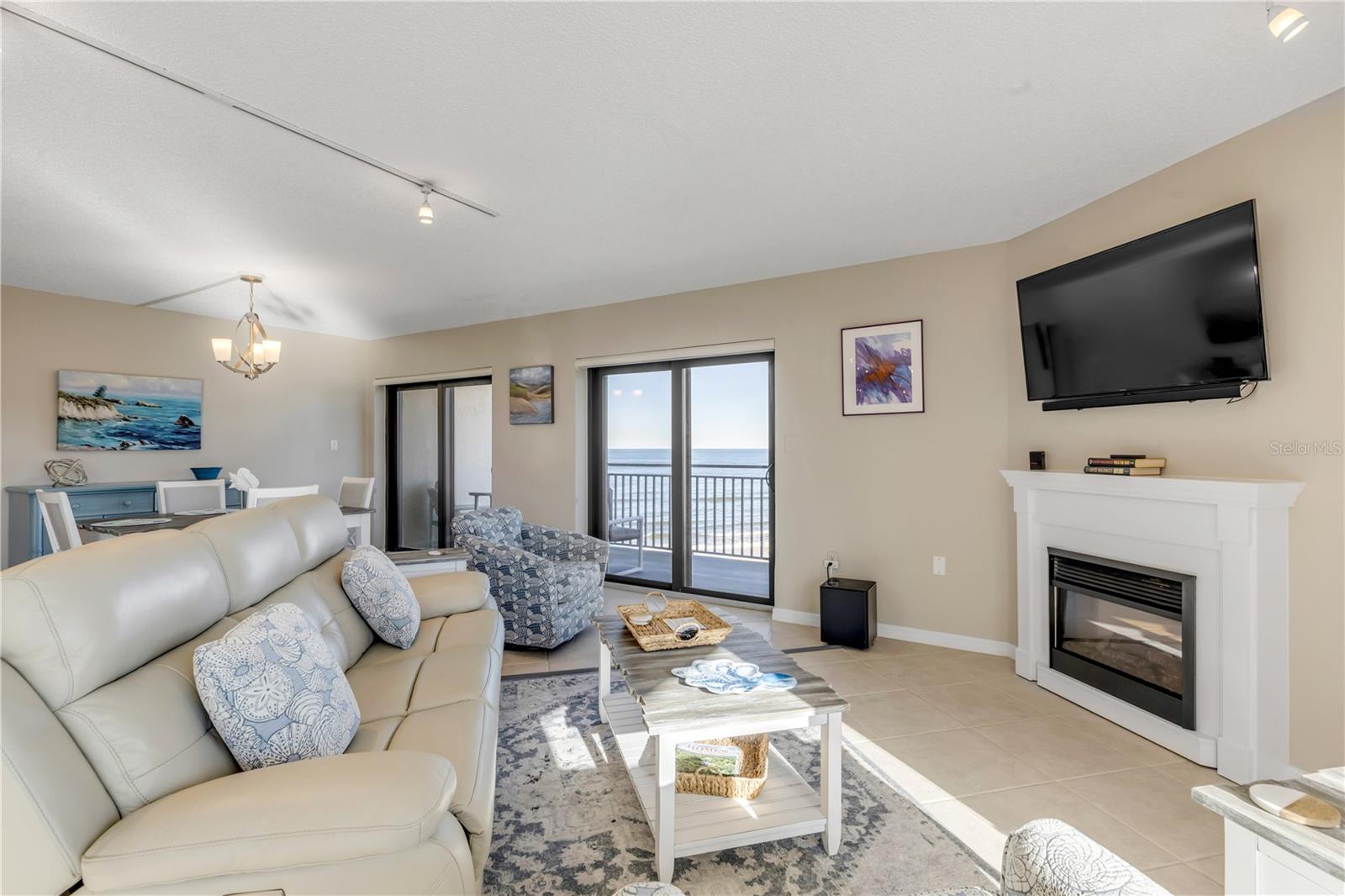 SEASCAPE TOWERS CONDO PH 01 - Residential