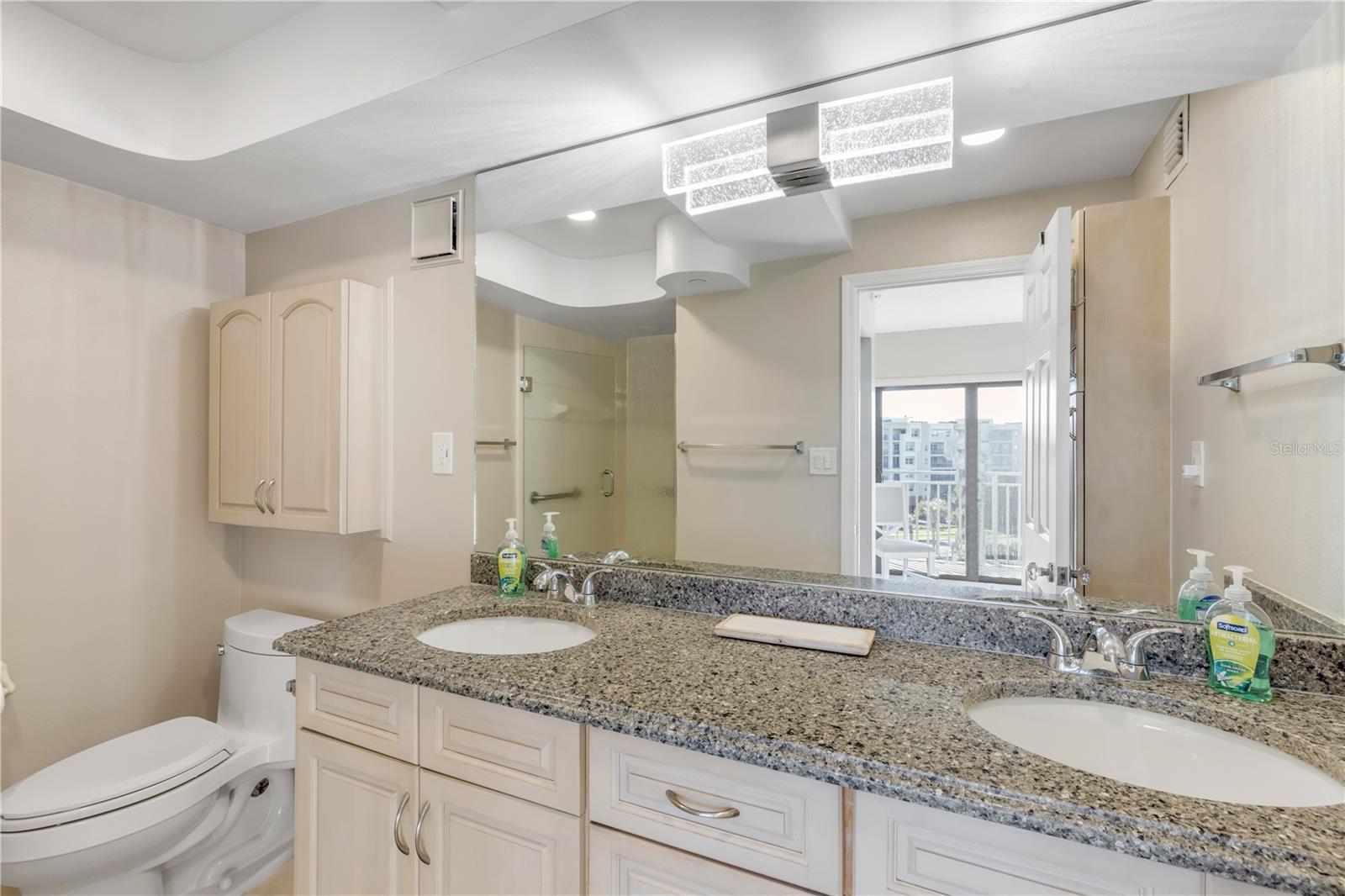 SEASCAPE TOWERS CONDO PH 01 - Residential