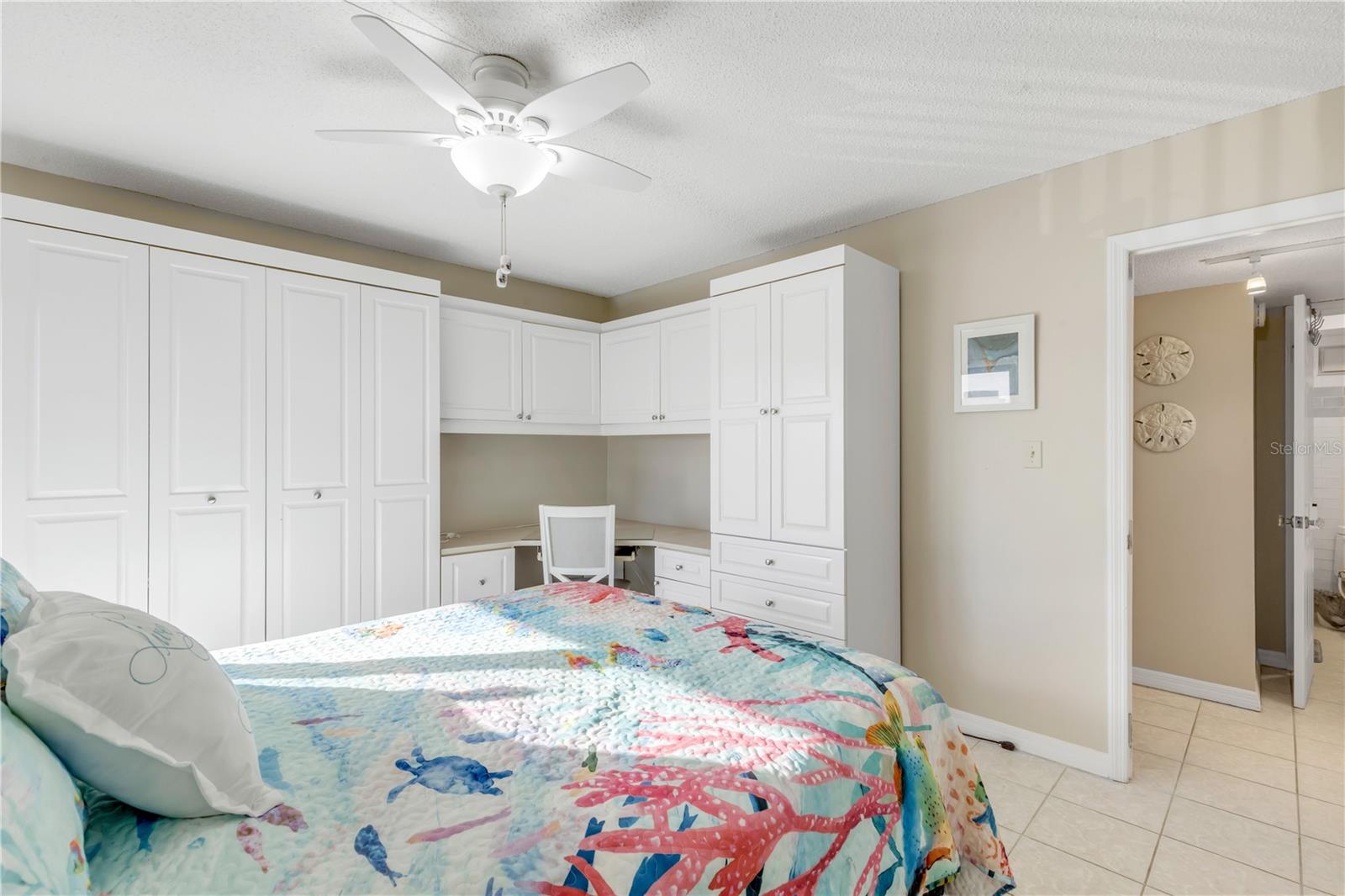 SEASCAPE TOWERS CONDO PH 01 - Residential