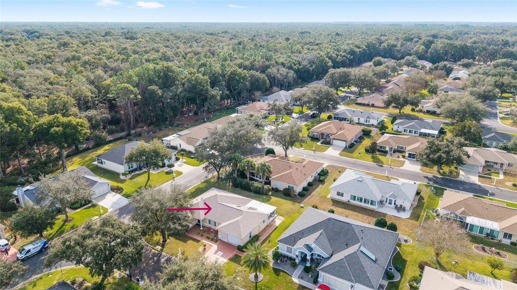 Photo of 11536 SW 140th Loop, Dunnellon, FL 34432 (MLS # OM717165)