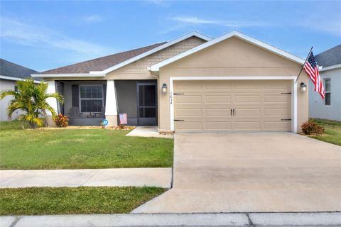 A home in WINTER HAVEN