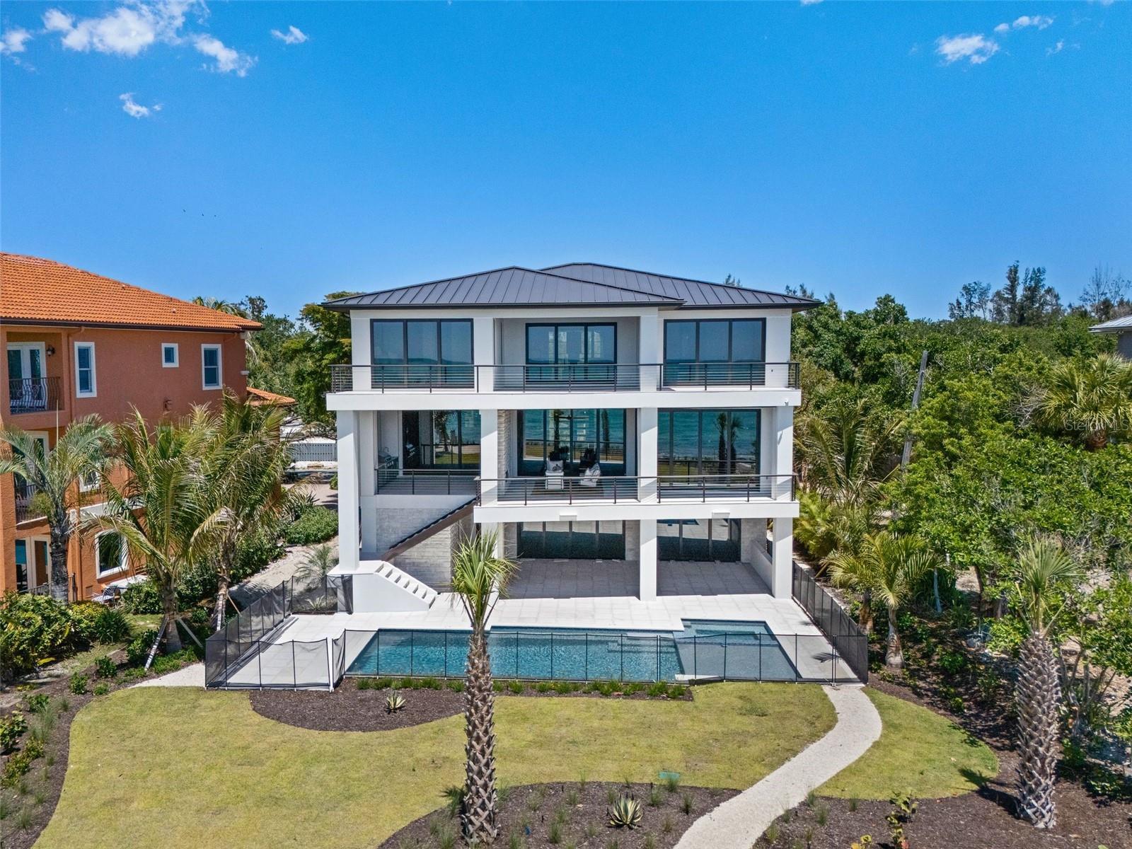 WHITE BEACH FRUIT CO PROP - Residential