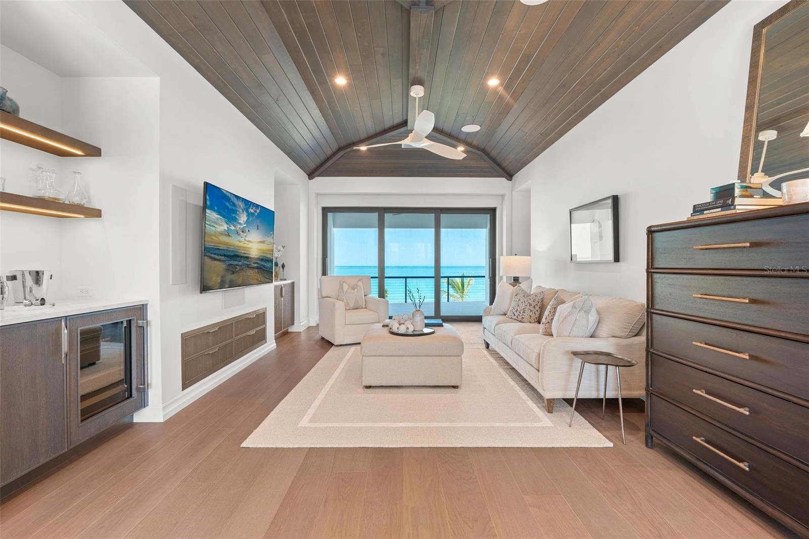 WHITE BEACH FRUIT CO PROP - Residential
