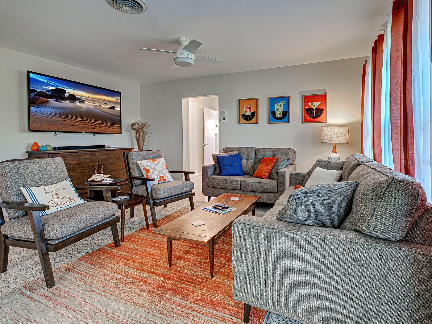 VENICE GARDENS - Residential Lease