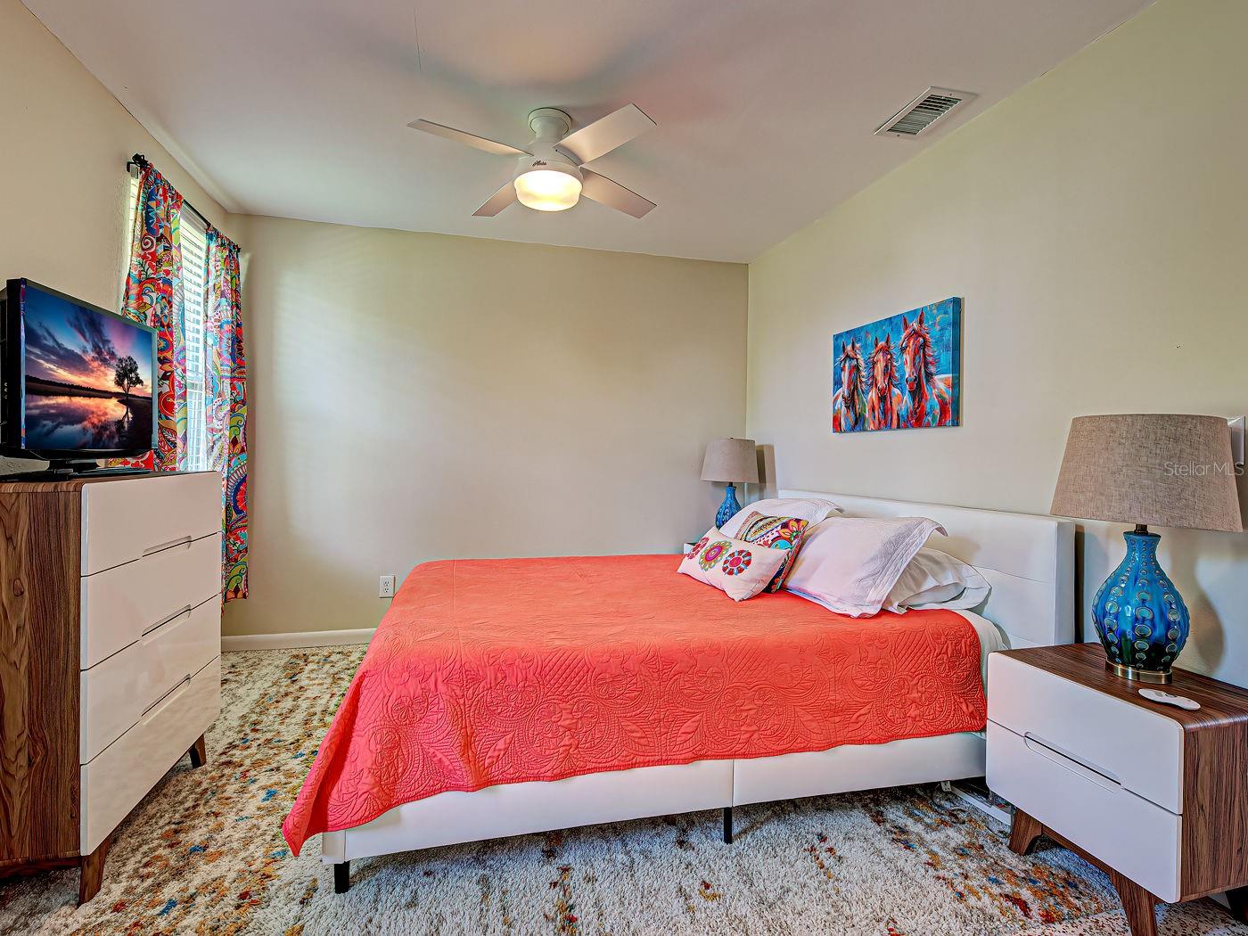VENICE GARDENS - Residential Lease