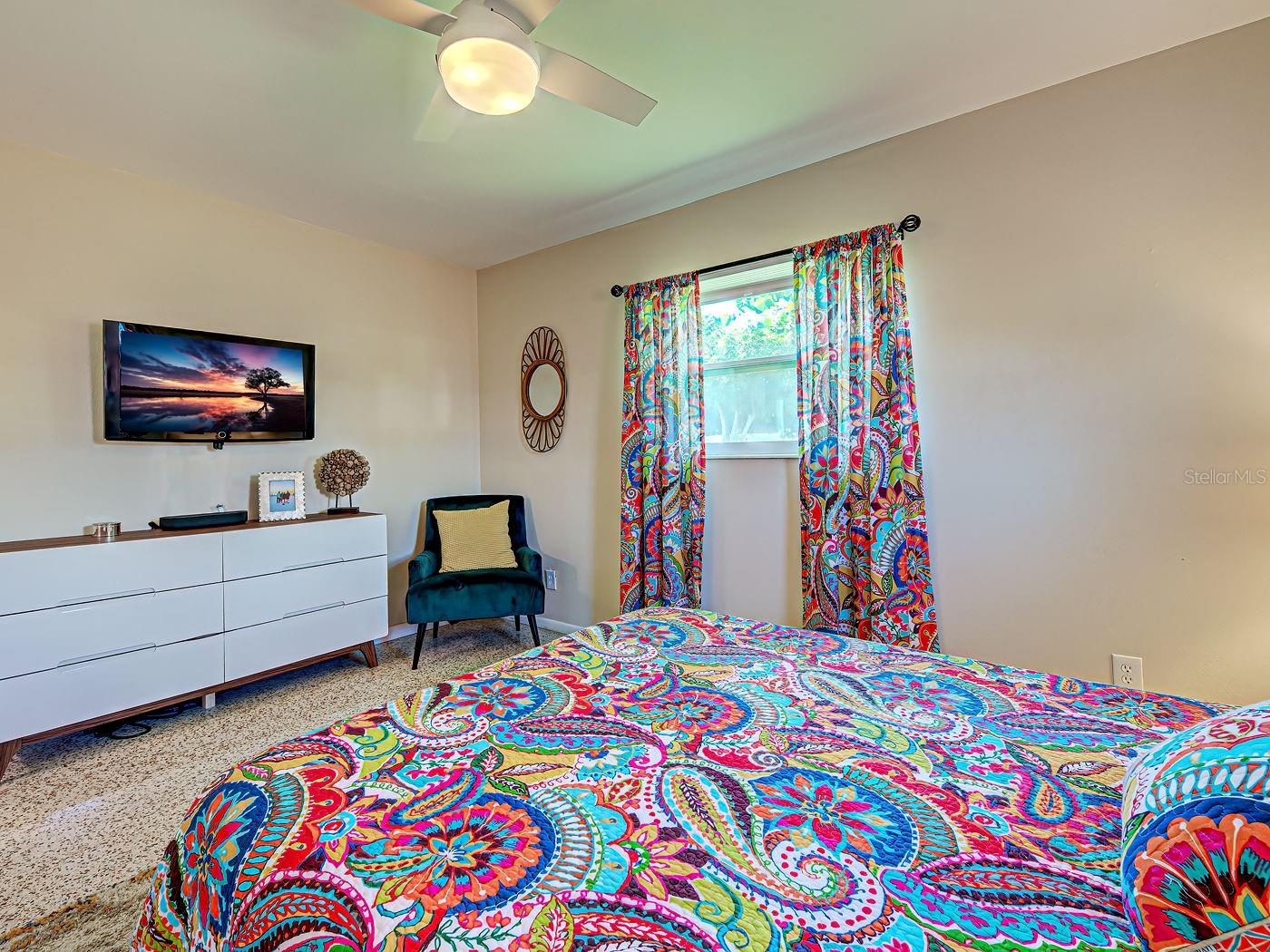VENICE GARDENS - Residential Lease