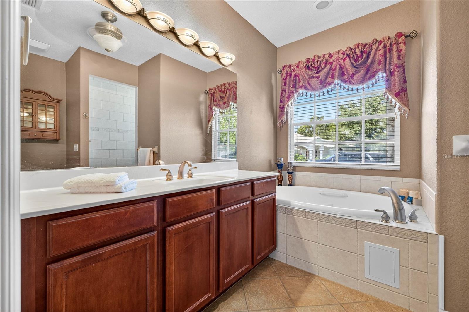 SEA OAKS SUB - Residential